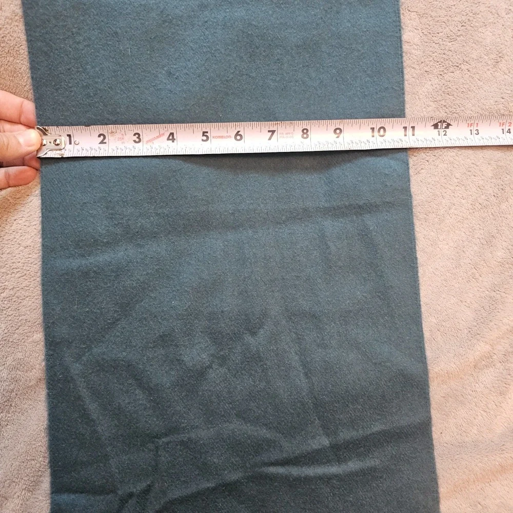 Christian Dior Wool Scarf, Green, Solid‎ Color, Women's Fringe